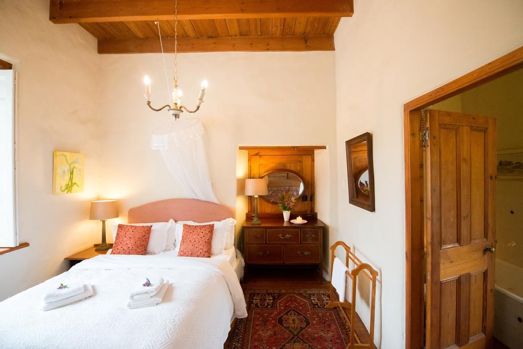 Tulbagh Country Guest House - Cape Dutch Quarters Екстер'єр фото