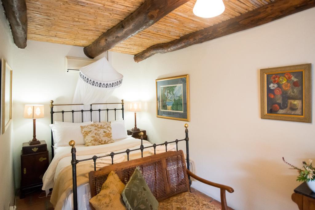Tulbagh Country Guest House - Cape Dutch Quarters Екстер'єр фото
