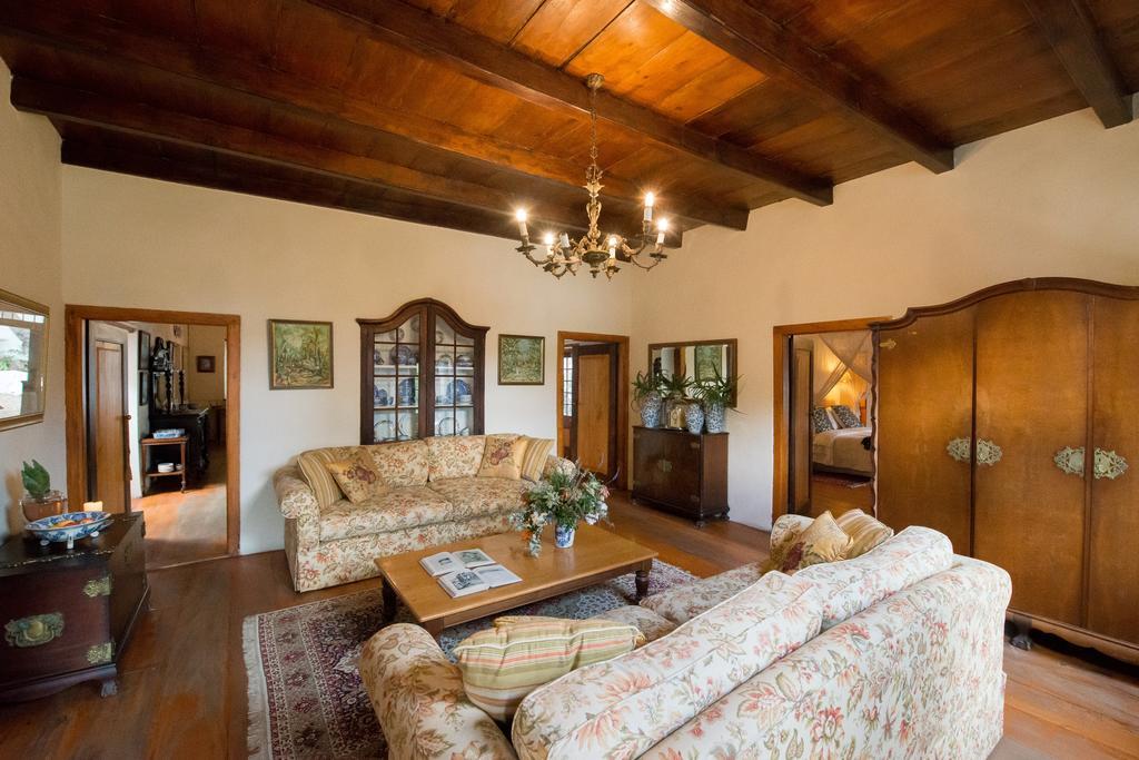 Tulbagh Country Guest House - Cape Dutch Quarters Екстер'єр фото