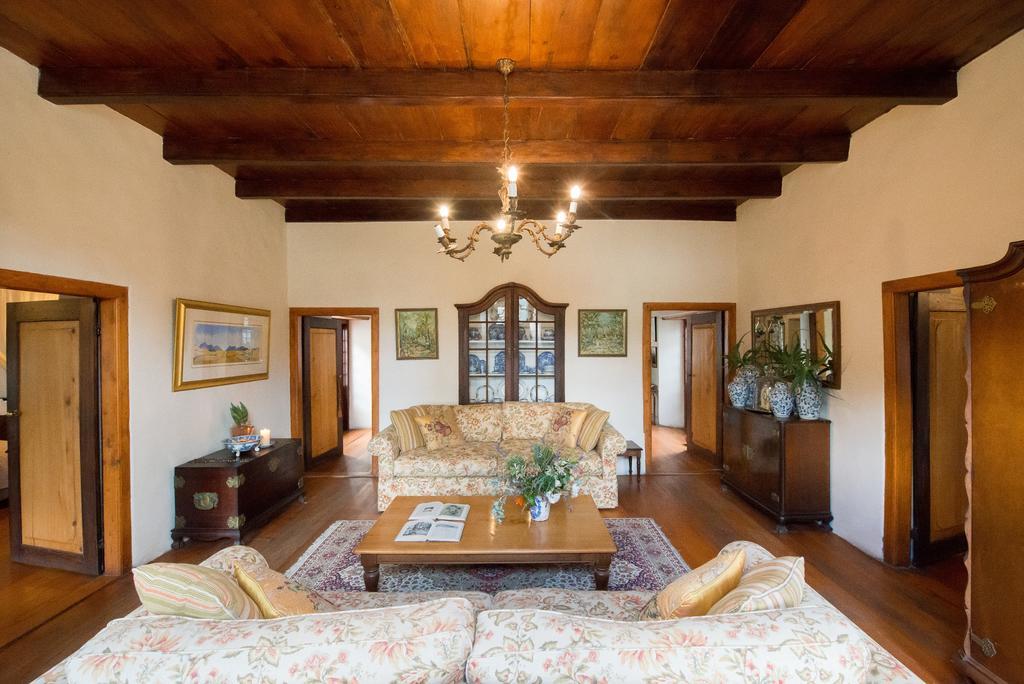 Tulbagh Country Guest House - Cape Dutch Quarters Екстер'єр фото